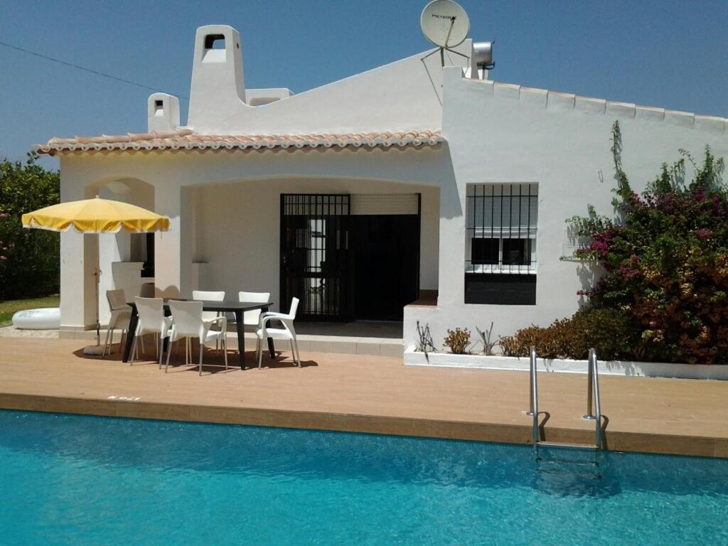 Rua Julio Dinis T14 Villa